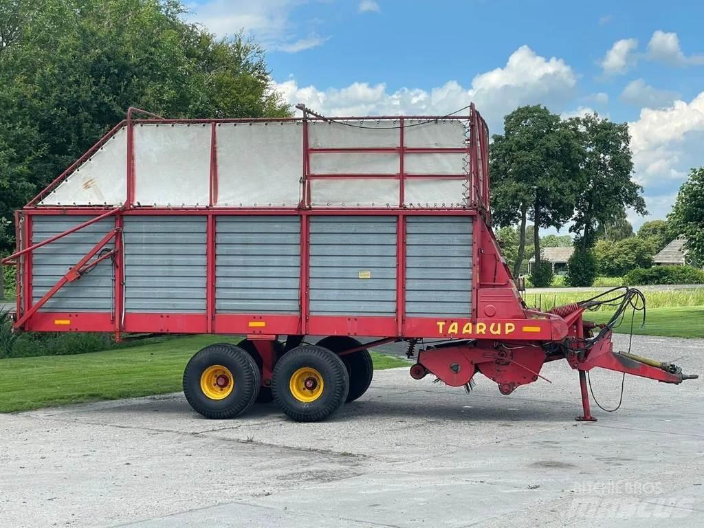 Taarup 1030 Ensileuse automotrice