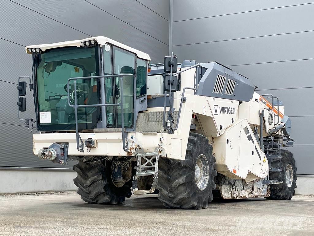 Wirtgen WR 240I Recycleur bitume