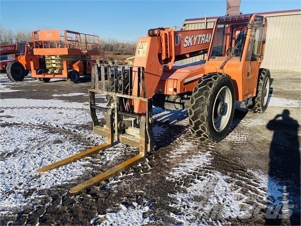 SkyTrak 8042 Chariot télescopique