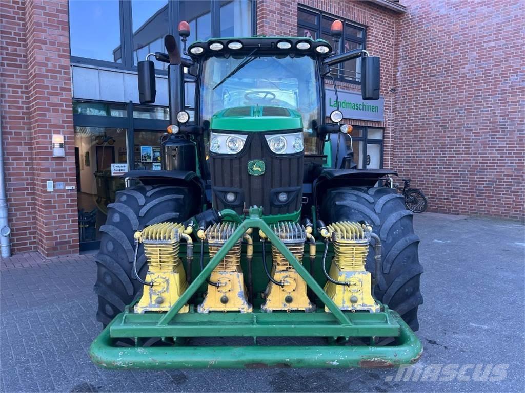John Deere 6215R Tracteur