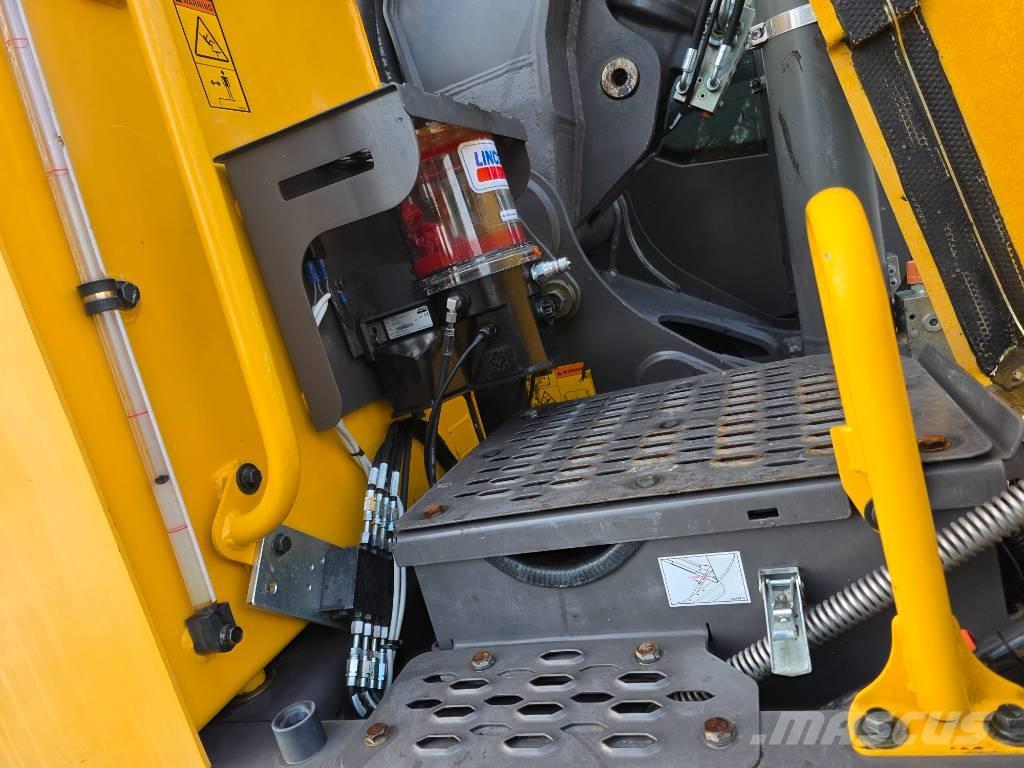 Volvo EW 160 D Pelle sur pneus