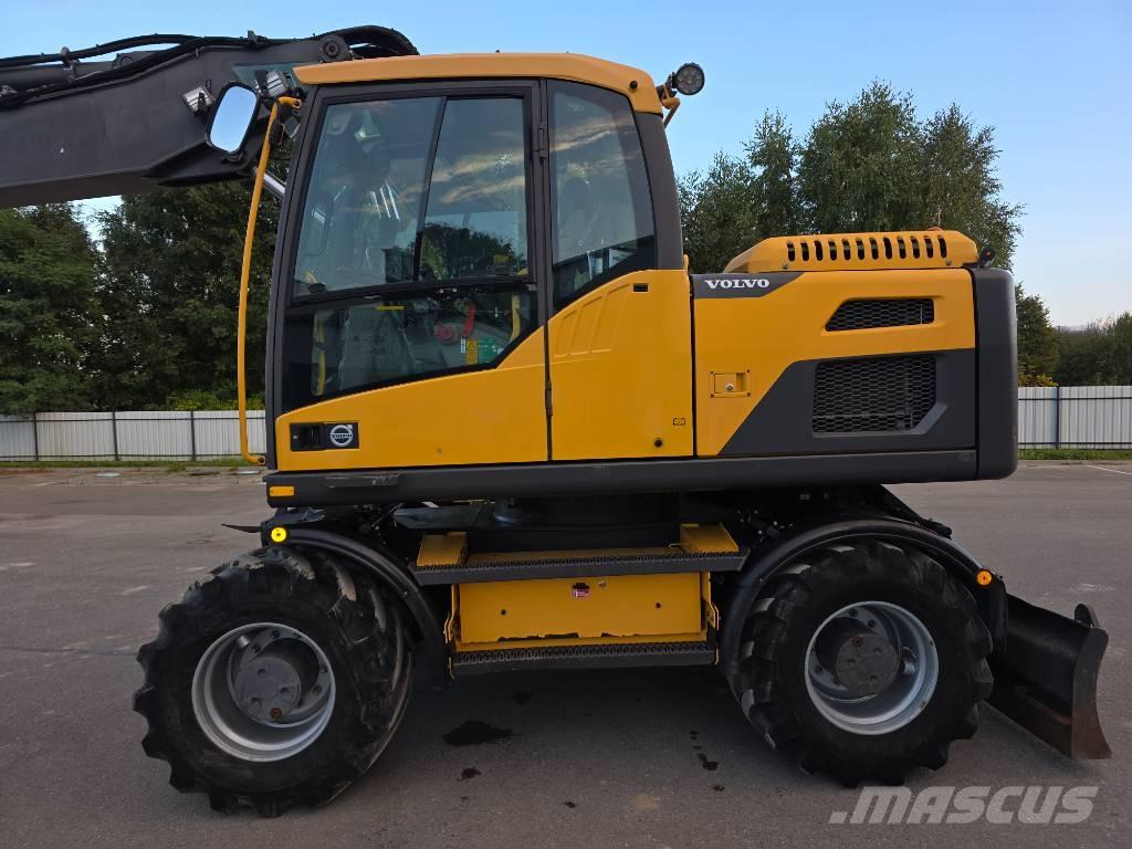 Volvo EW 160 D Pelle sur pneus