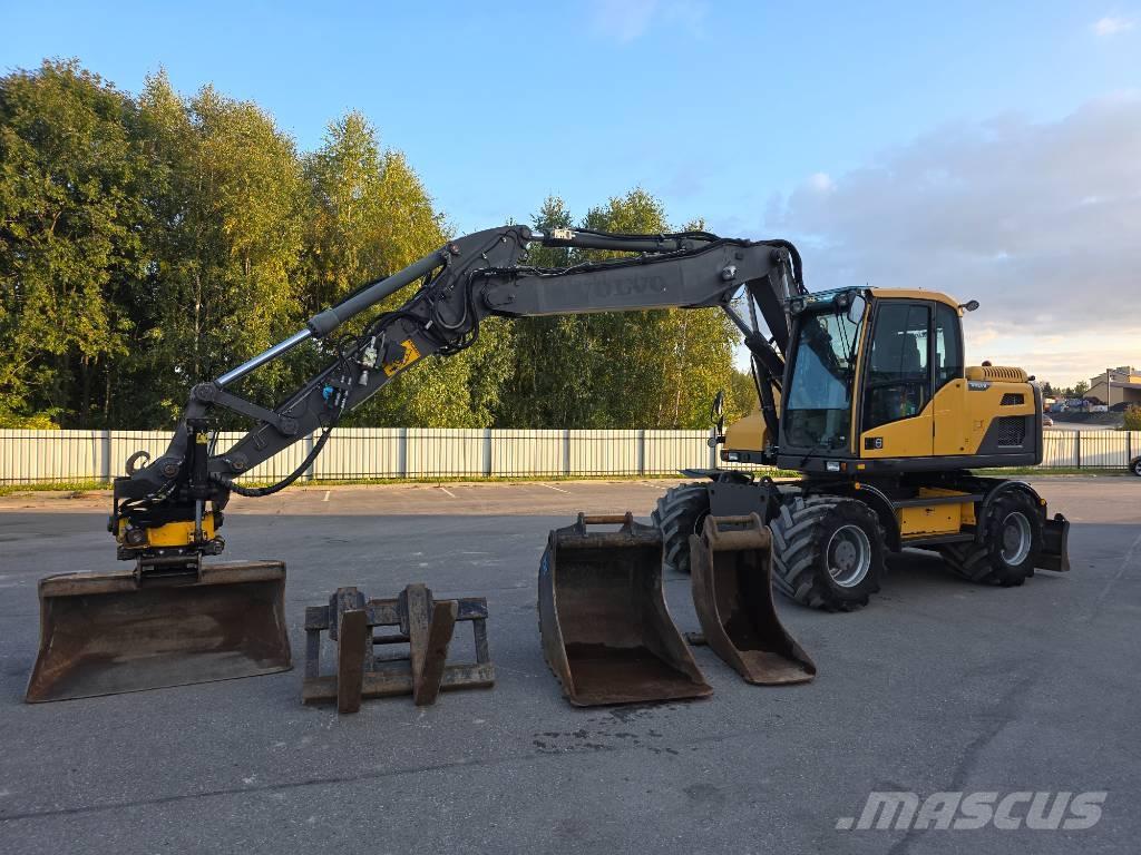 Volvo EW 160 D Pelle sur pneus