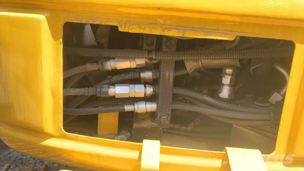 Komatsu PC 40 MR Pelle sur chenilles