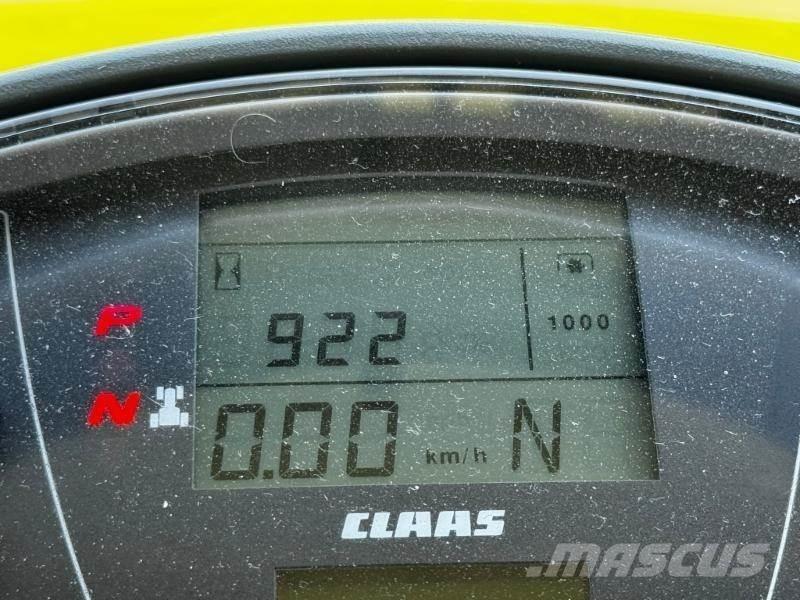 CLAAS AXION 870 Tracteur