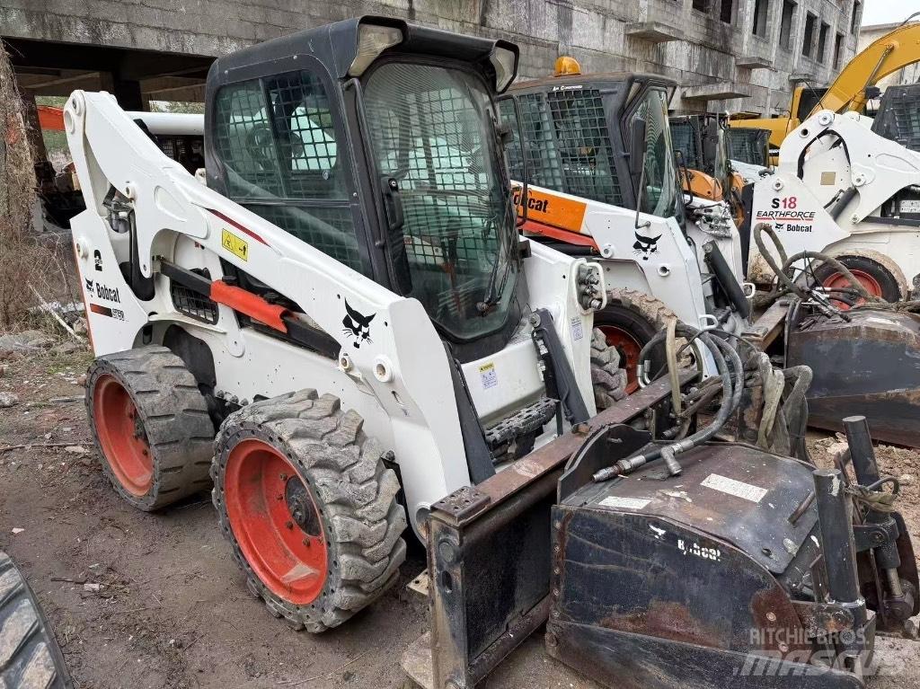 Bobcat S 220 S750 Chargeuse compacte