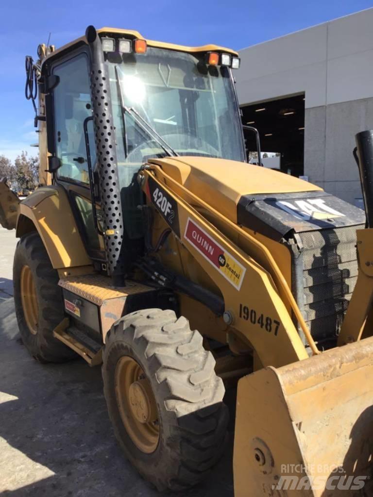 CAT 420 F Tractopelle