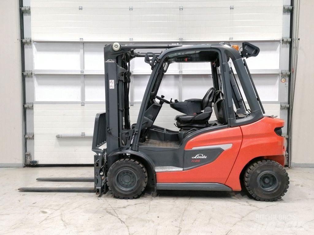 Linde H25T-01 Chariots élévateurs électriques