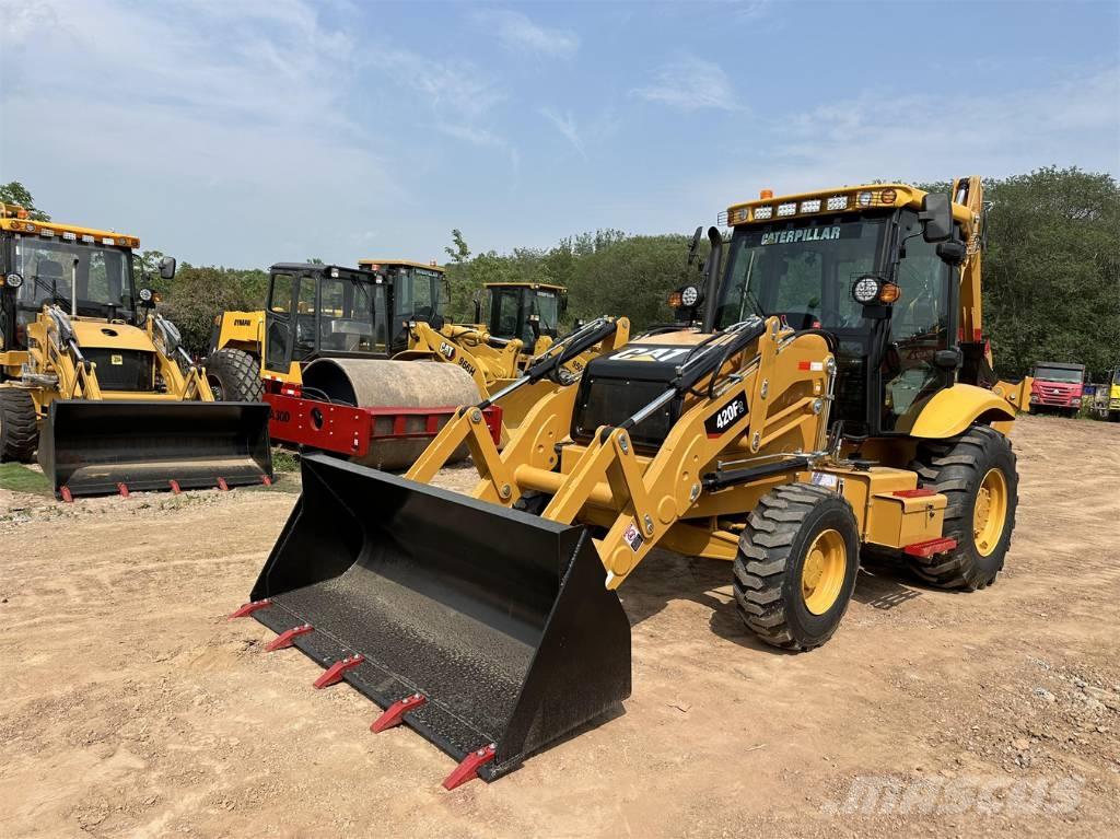 CAT 420 F2 Tractopelle