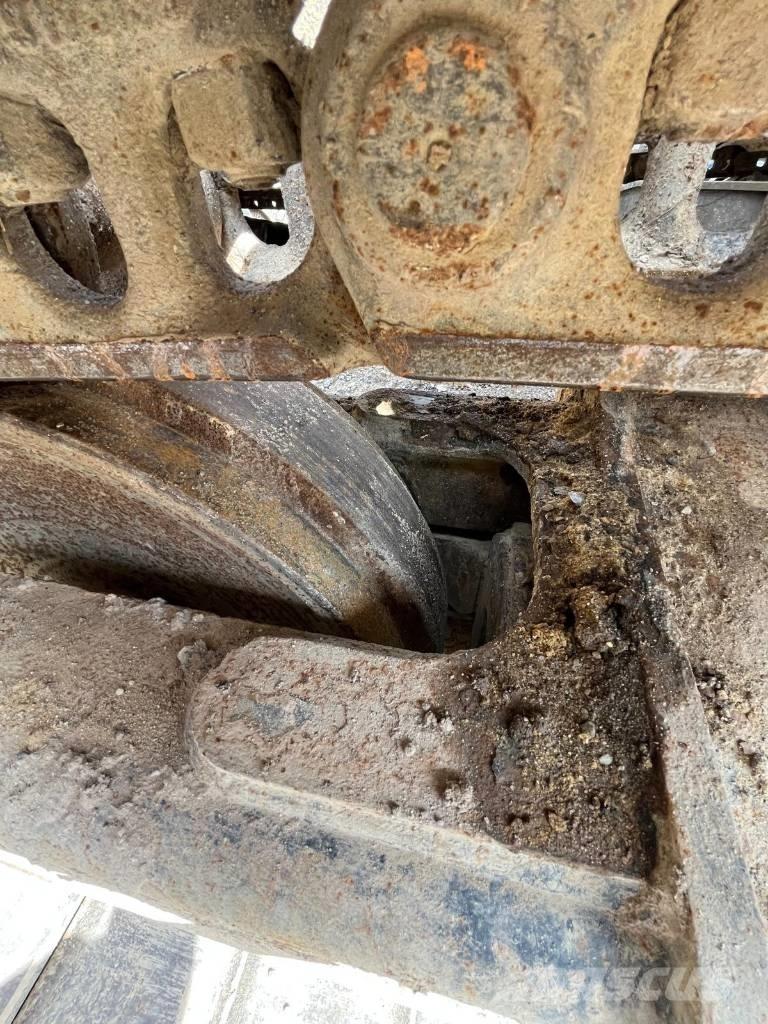 CAT 320 FL Pelle sur chenilles