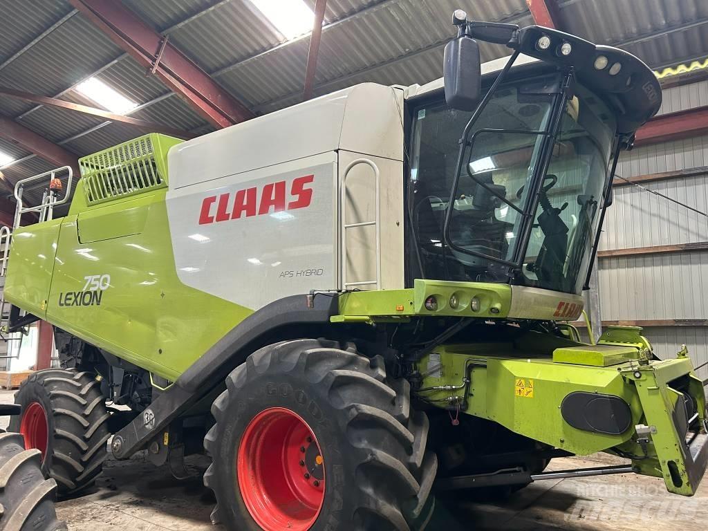 CLAAS Lexion 750 Moissonneuse batteuse