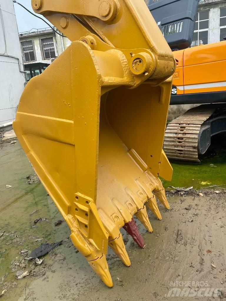 CAT 330 D Pelle sur chenilles