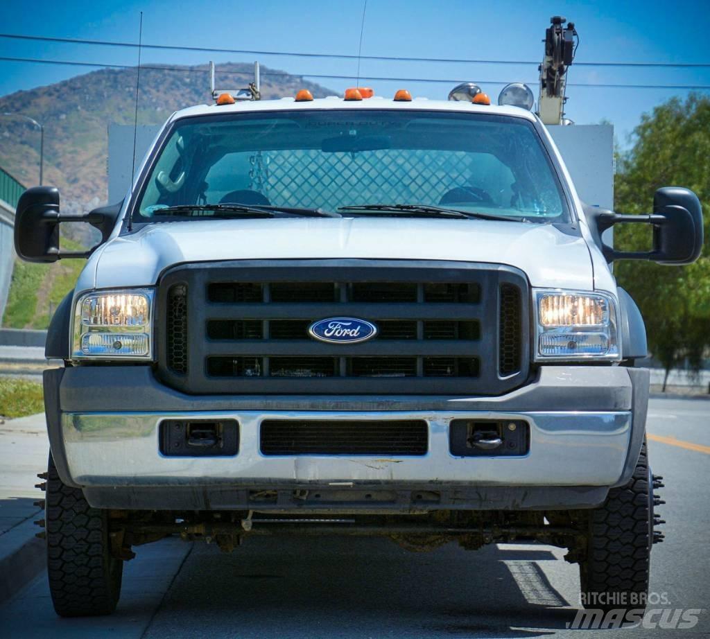 Ford F 550 Camions et véhicules municipaux