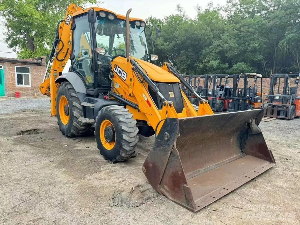 JCB 3 CX Pelle sur pneus