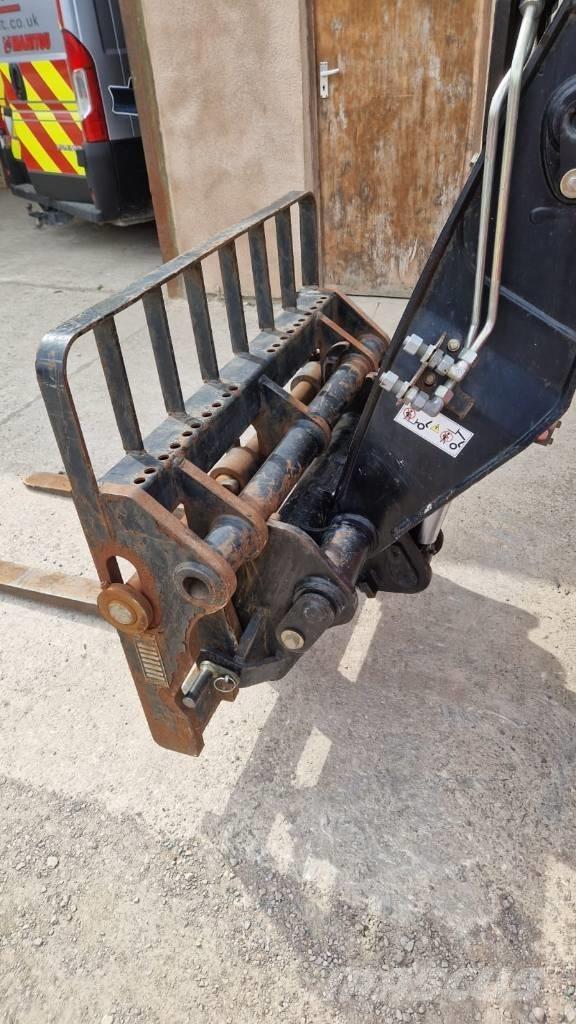 Manitou MT 1440 Chariot télescopique