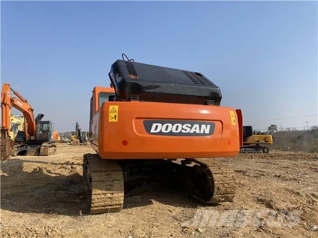 Doosan DH 300 Pelle sur chenilles