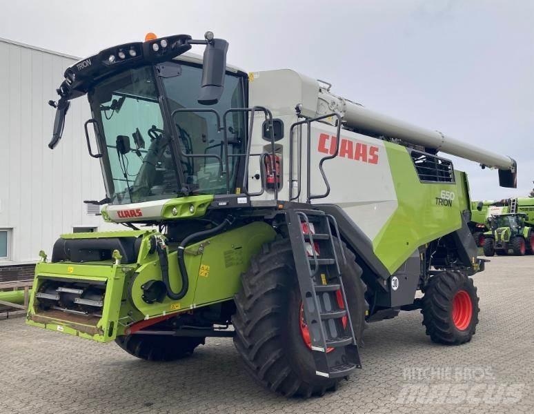 CLAAS TRION 650 Moissonneuse batteuse