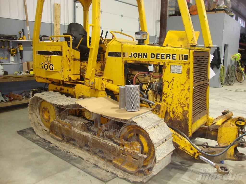 DEERE 450G Bouteurs sur chenilles