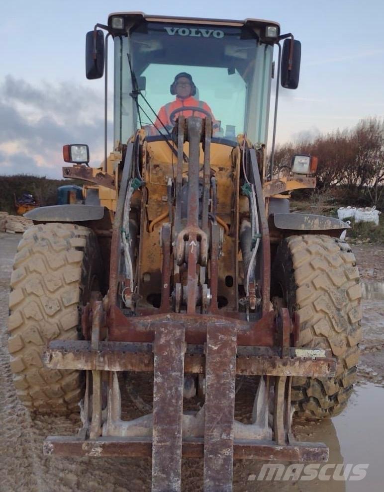 Volvo L 70 F Chargeuse sur pneus