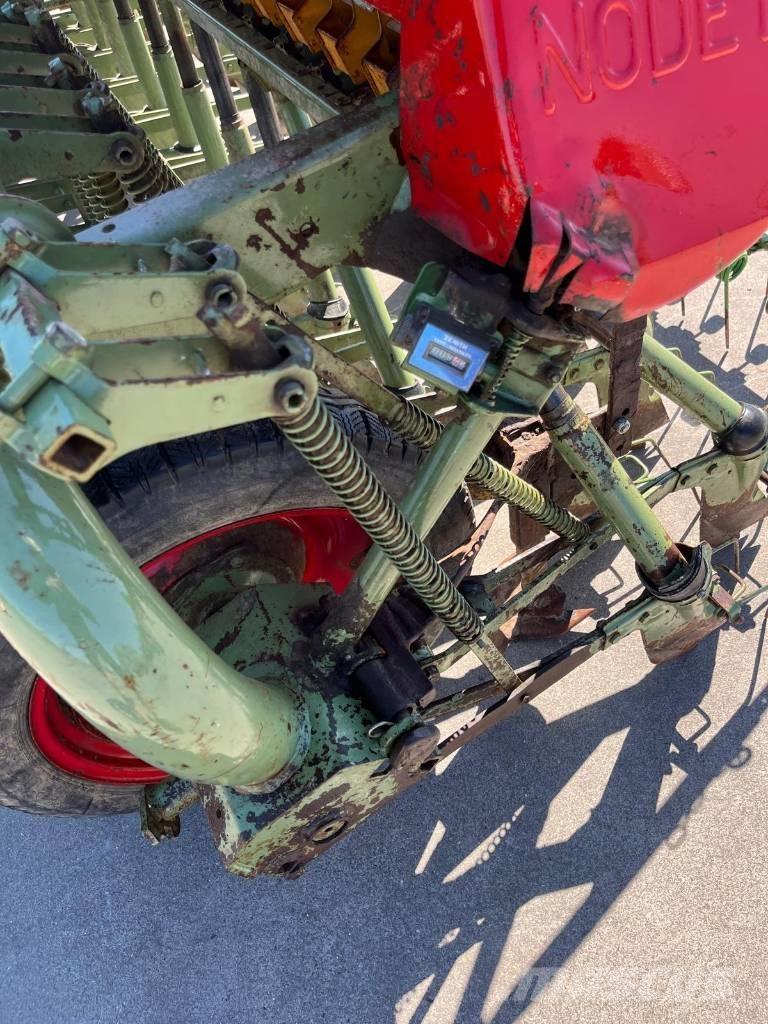 Nodet Zaaimachine Semoir