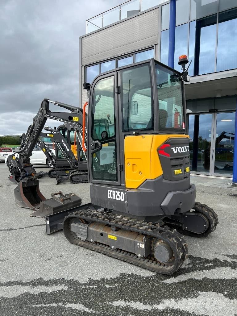Volvo ECR 25 D Mini pelle < 7t
