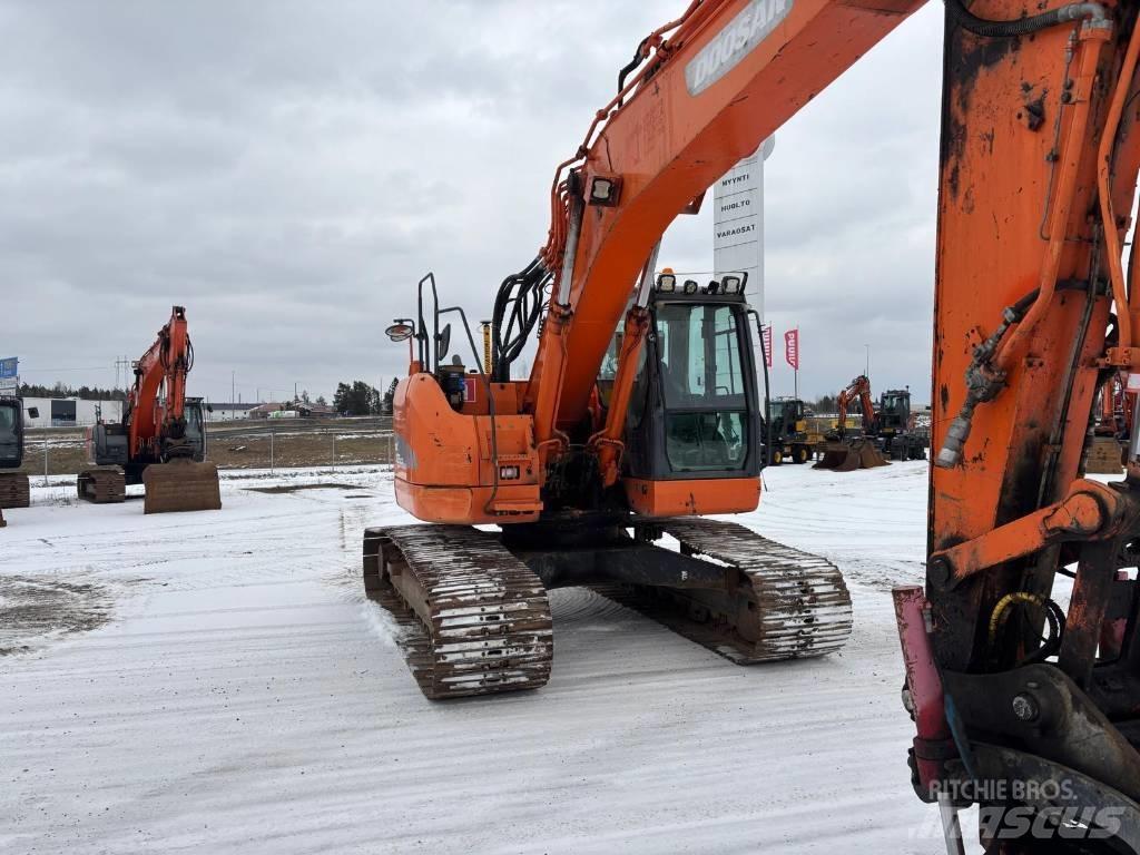 Doosan DX225 LC R Pelle sur chenilles