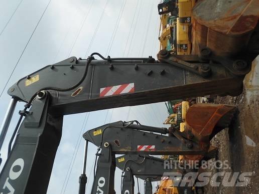 Volvo EC 460 B LC Pelle sur chenilles