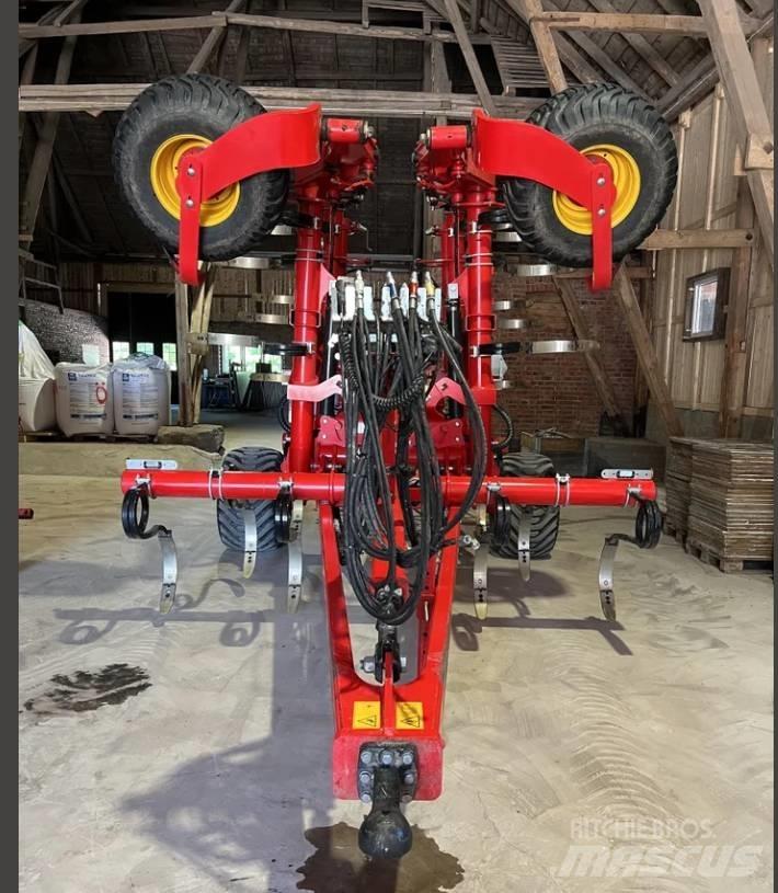 Väderstad Swift 560 Déchaumeur, cultivateur