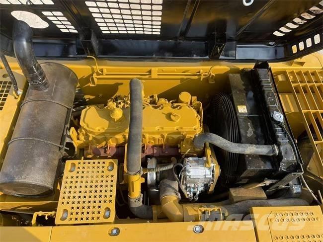 CAT 325 CL Pelle sur chenilles