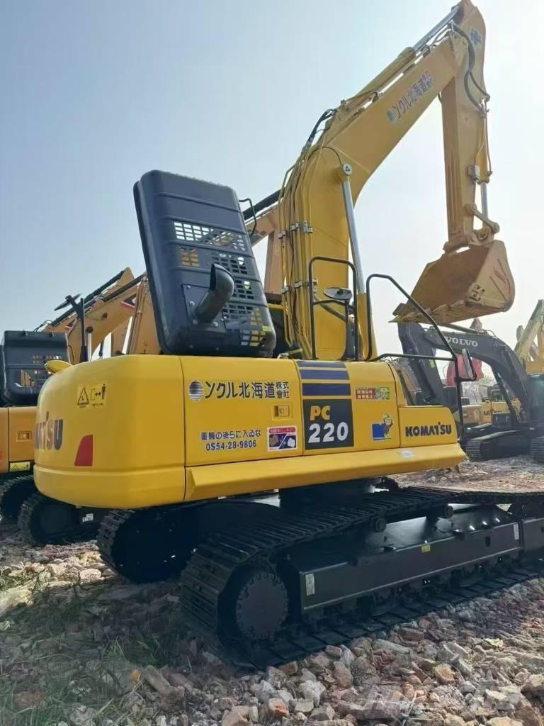 Komatsu PC 220-8 Pelle sur chenilles