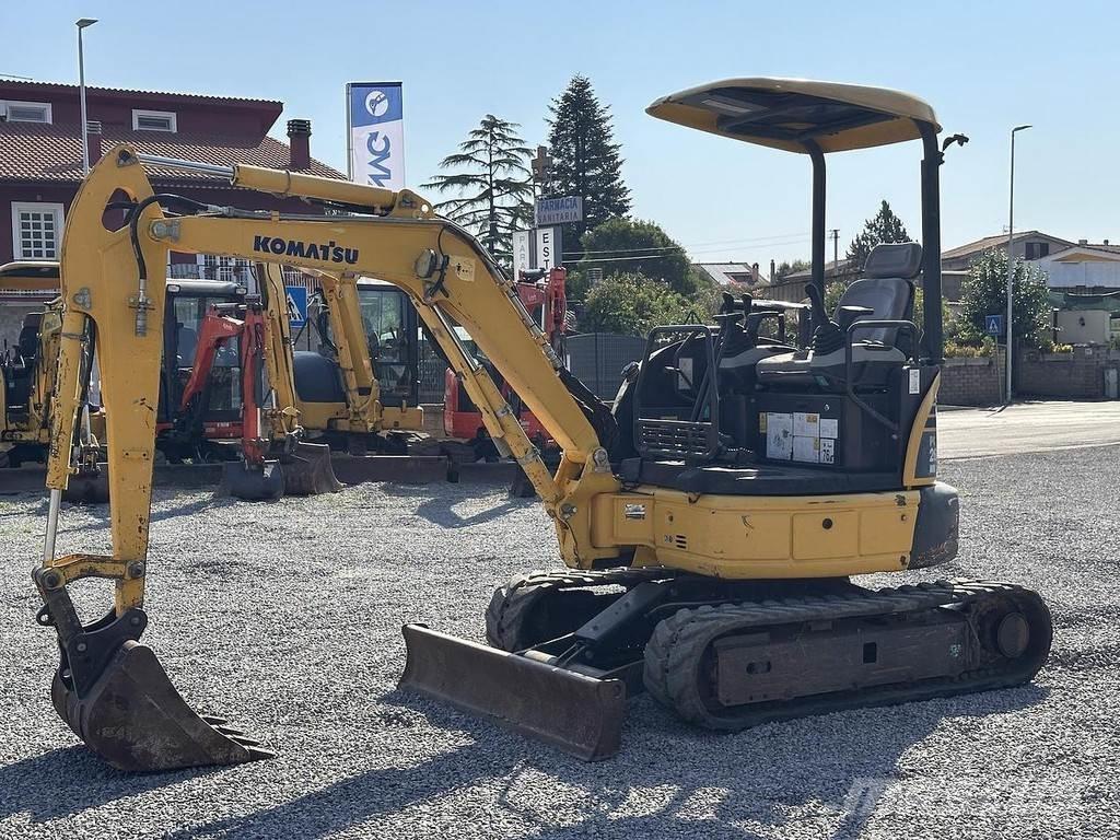 Komatsu PC26MR-3 Mini pelle < 7t