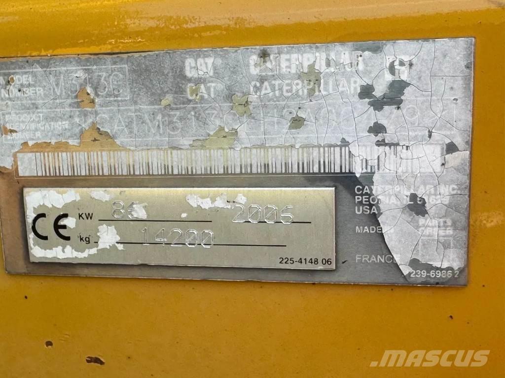 CAT M313C Pelle sur pneus
