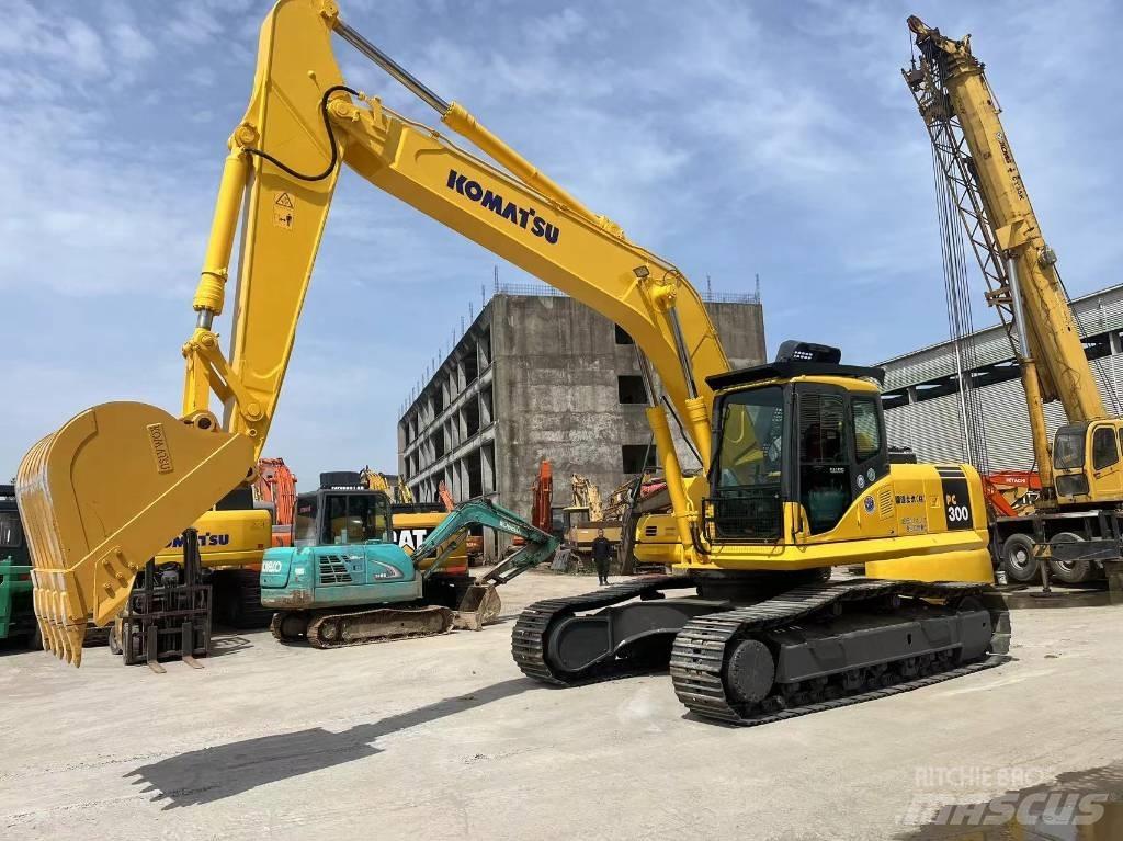 Komatsu PC 300 Pelle sur chenilles