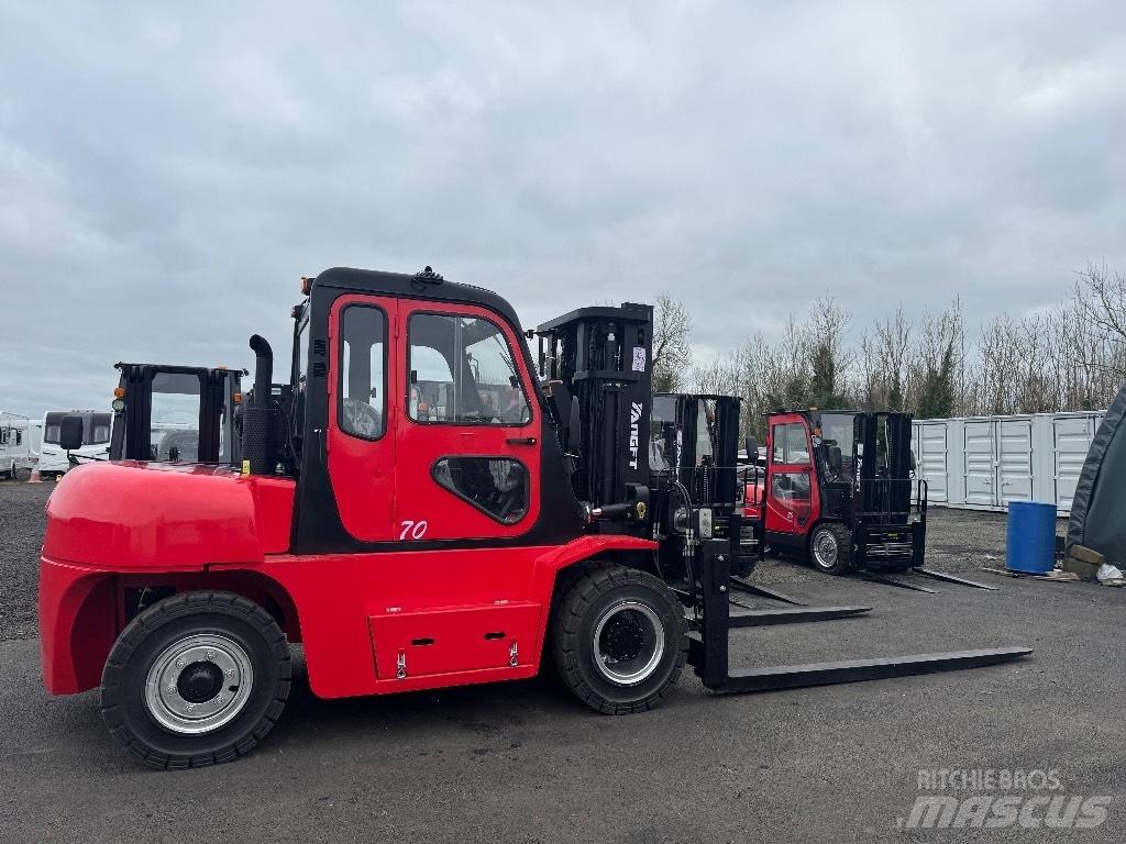 YangFT 7 CPCD TON Chariots diesel