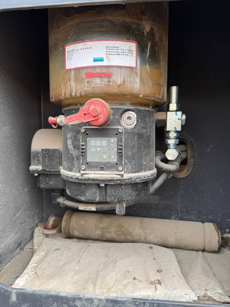 Sandvik QJ 241 Concasseur mobile