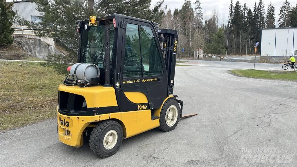 Yale GLP 25 VX Chariots GPL