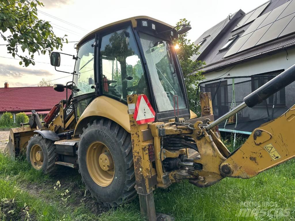 CAT 428 F Tractopelle