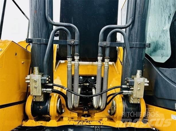 DEERE 470G LC Pelle sur chenilles
