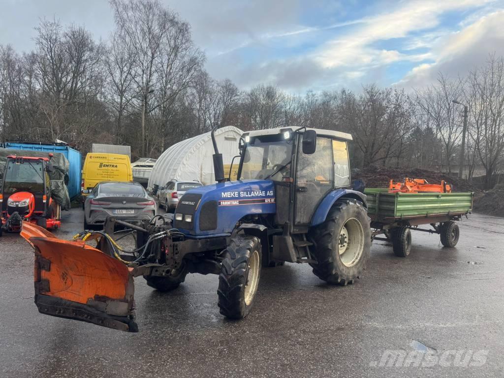 Farmtrac 675DT Tracteur