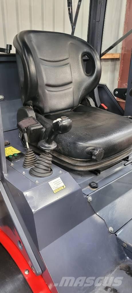 VM Loader 1036 LXC Mini chargeuse