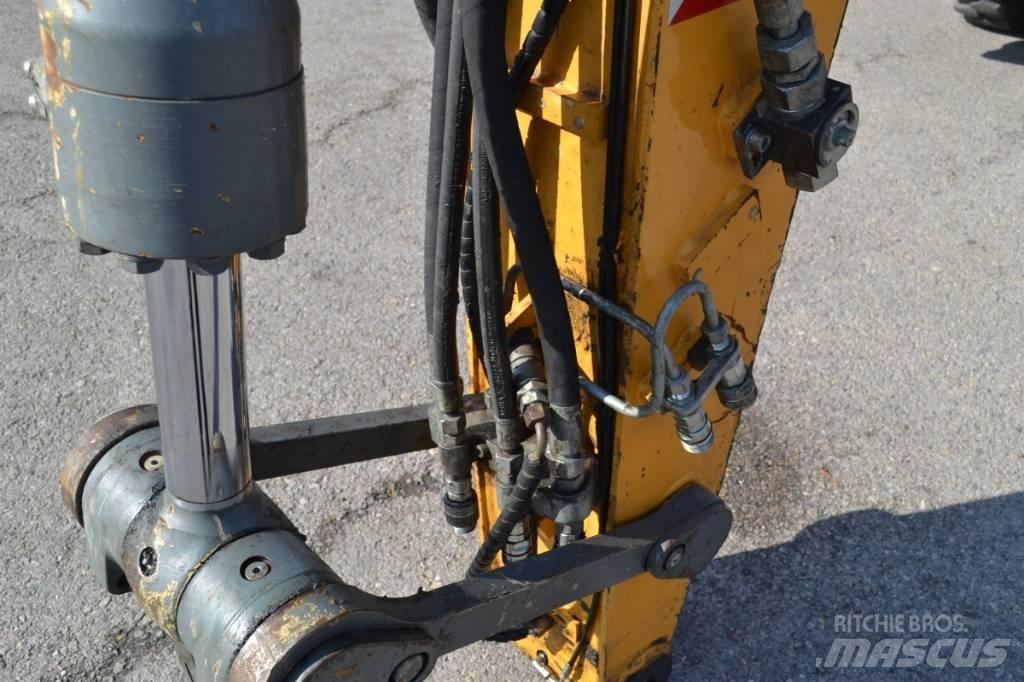 Liebherr A 918 Pelle sur pneus