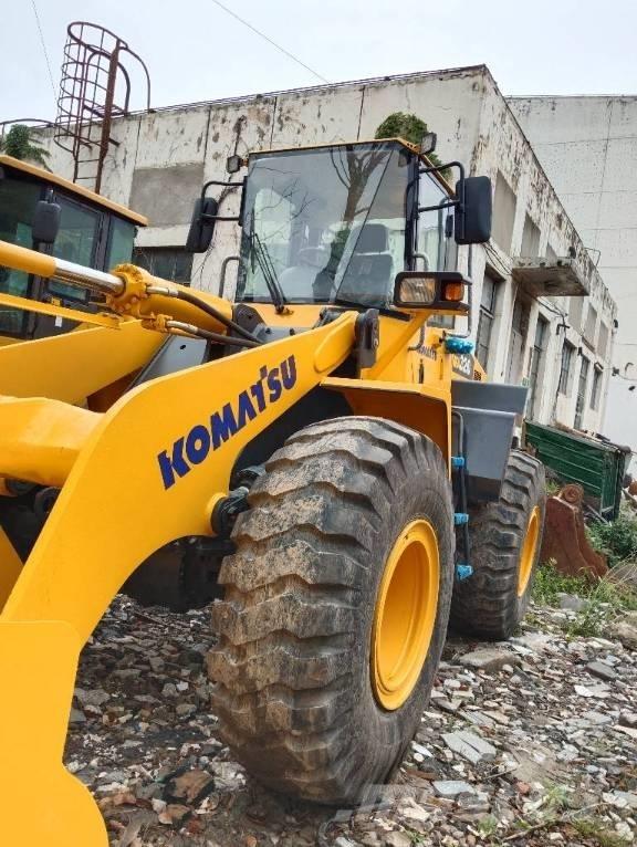 Komatsu WA 320-5 Chargeuse sur pneus