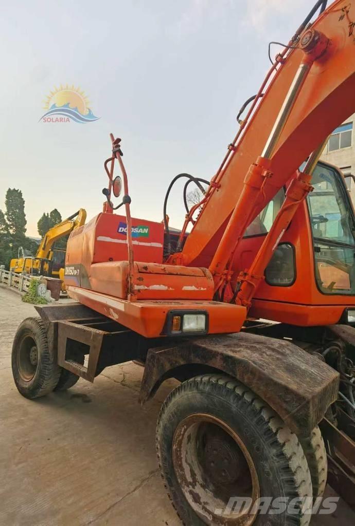 Doosan DH 150 W-7 Pelle sur pneus