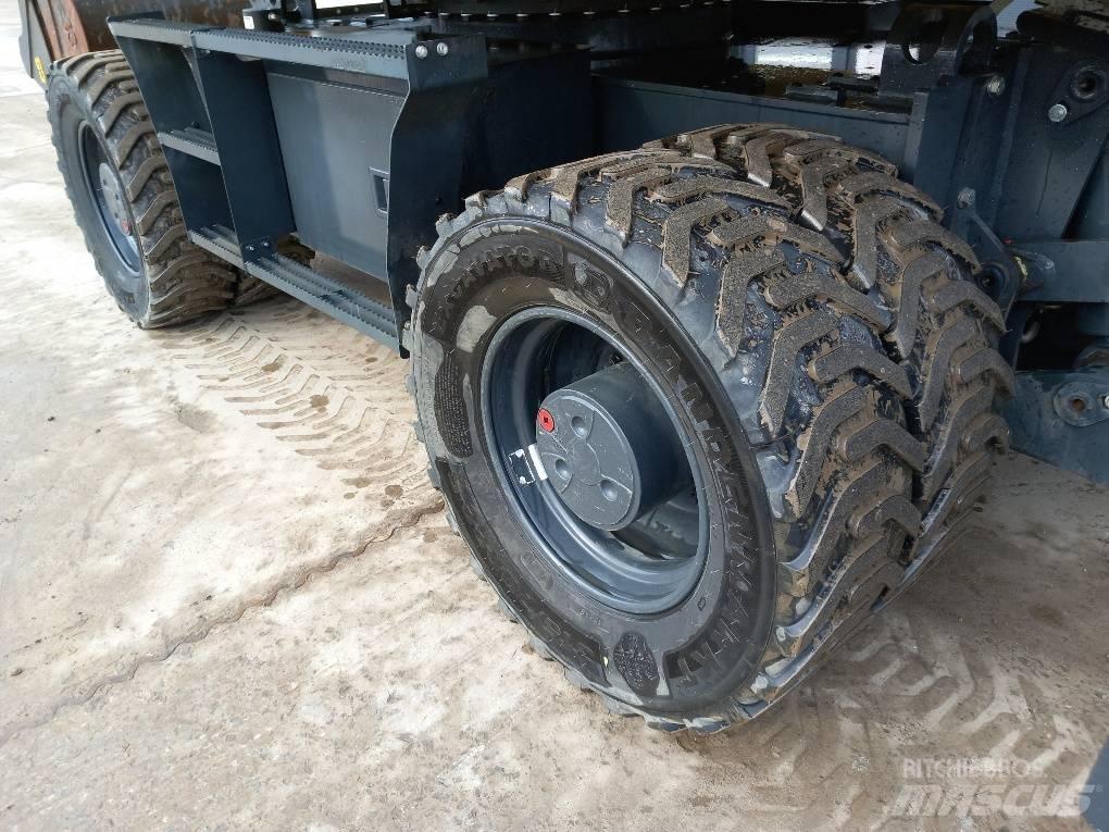 Komatsu PW160-11E0 Pelle sur pneus