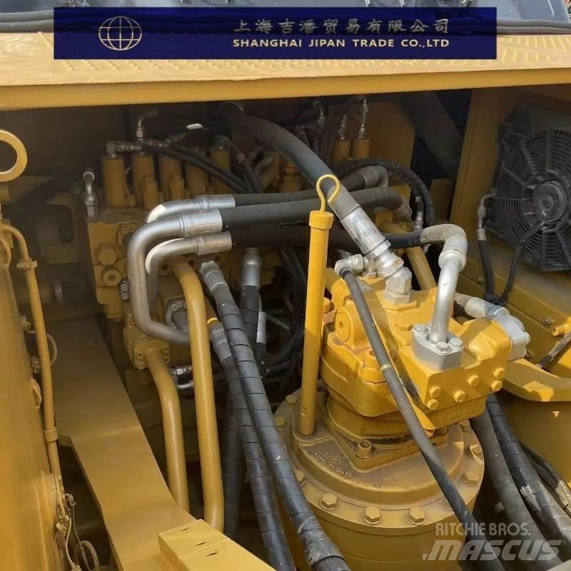 CAT 326 D Pelle sur chenilles