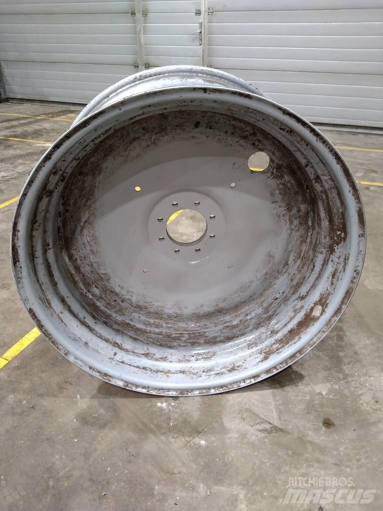 Massey Ferguson 7718 Pneus, roues et jantes