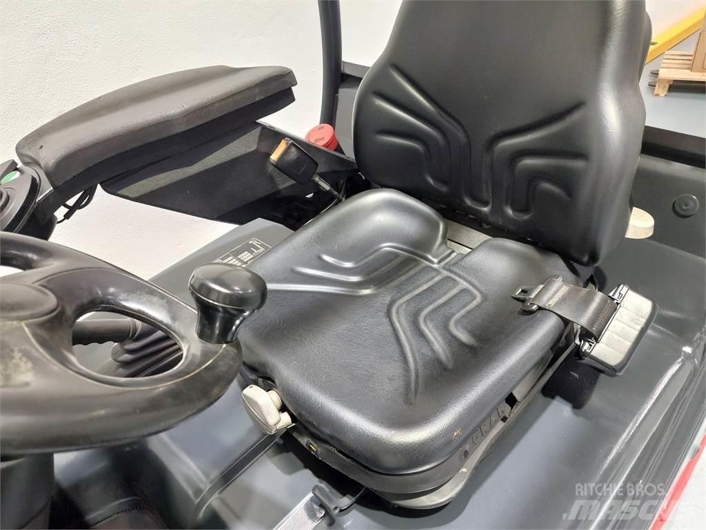 Linde E16 02 Chariots élévateurs électriques