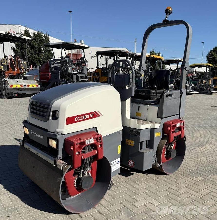 Dynapac CC 1200 VI Rouleaux tandem