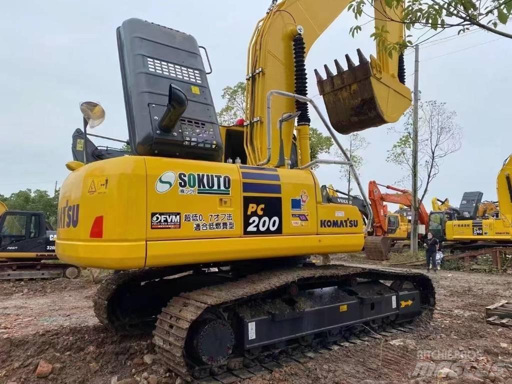 Komatsu 200-8 Pelle sur chenilles