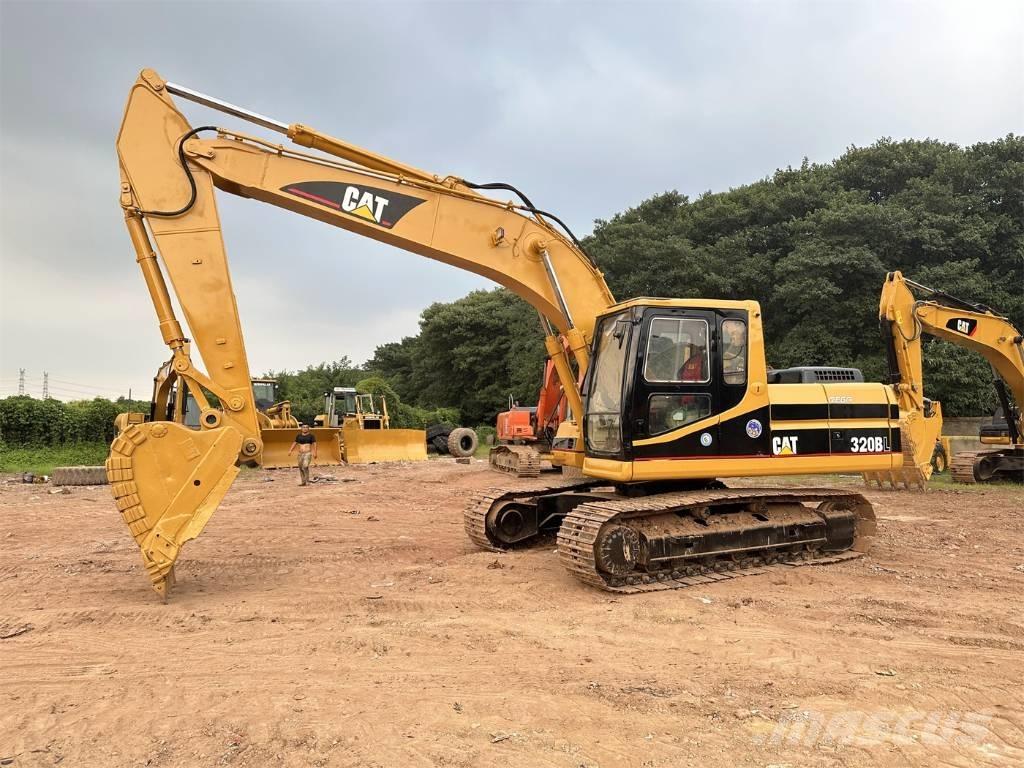 CAT 320 B Pelle sur chenilles